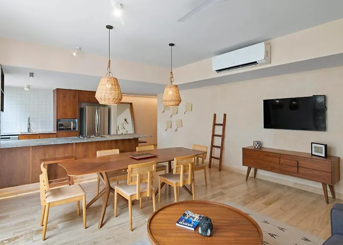 205 Perfect Location 3 Bedrooms